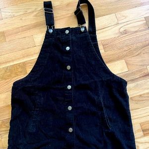 Teen girl corduroy overall dress. In excellent condition